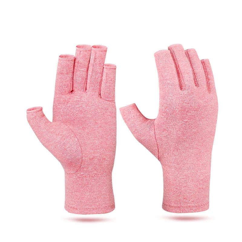 Guantes de compresión Ergoplen usados con el móvil